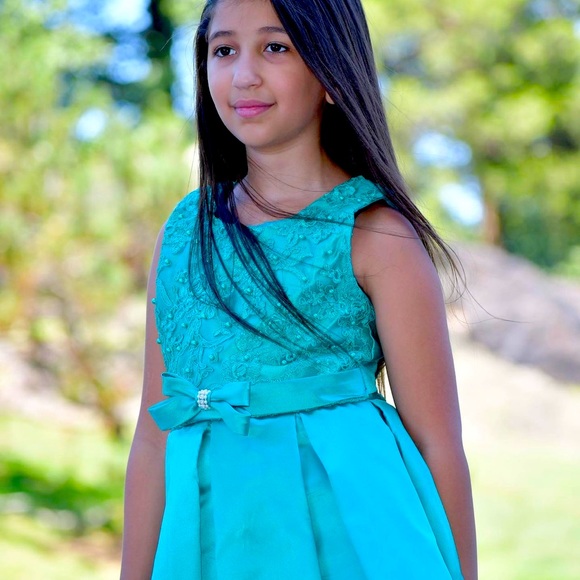 Hi Low Lace Embroidery Flower Wedding  Dress Formal , Prom Ball Gown - Picture 16 of 16